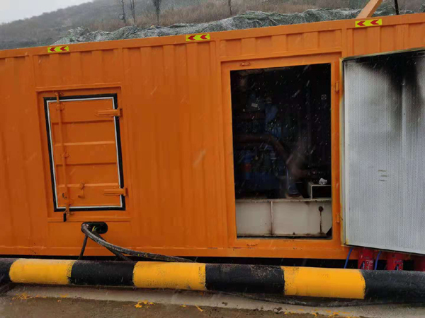 牡丹江发电机出租 柴油发电机组电压低报警怎么办？