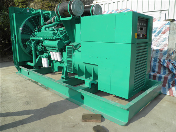 牡丹江发电车出租-柴油发电机组在使用的过程中应该做好哪些防护工作