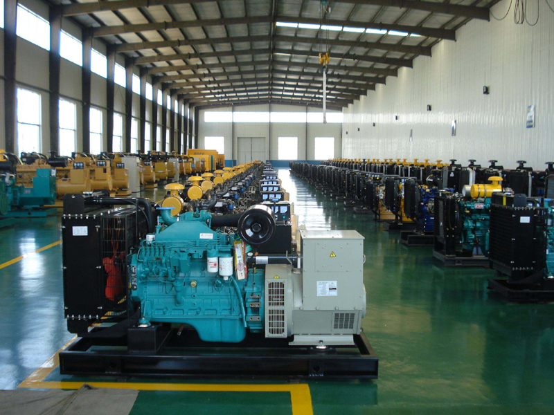 牡丹江租赁发电机-柴油发电机组冒蓝烟、冒黑烟、冒白烟故障分析