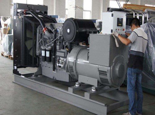 牡丹江柴油发电机组和储能设备配合使用的案例